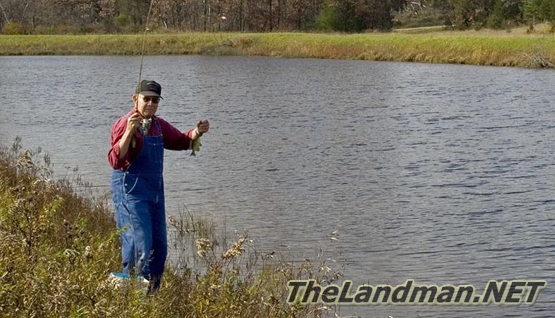 Easton Shores Pond Easton Shores Pond