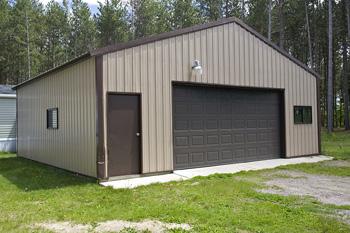 Large 3+ Stall Detached Heated Garage For Extra Storage