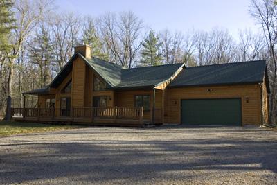 3 Bedroom Log Home For Sale With Lake Petenwell Access