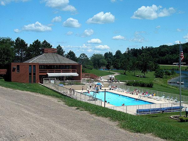 dutch hollow lake clubhouse and pool
